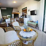 Daire Komfortable Mit Terrasse In Bidol By Interhome *