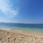 Daire Komfortable Mit Terrasse In Bidol By Interhome *