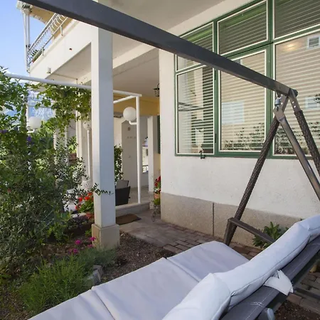 Komfortable Mit Terrasse In Bidol By Interhome * Makarska