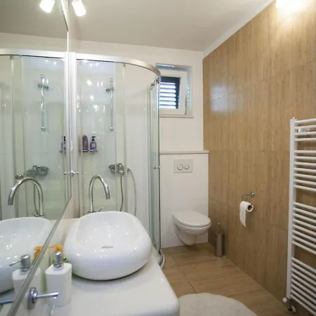 Komfortable Mit Terrasse In Bidol By Interhome