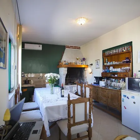 Komfortable Mit Terrasse In Bidol By Interhome Makarska