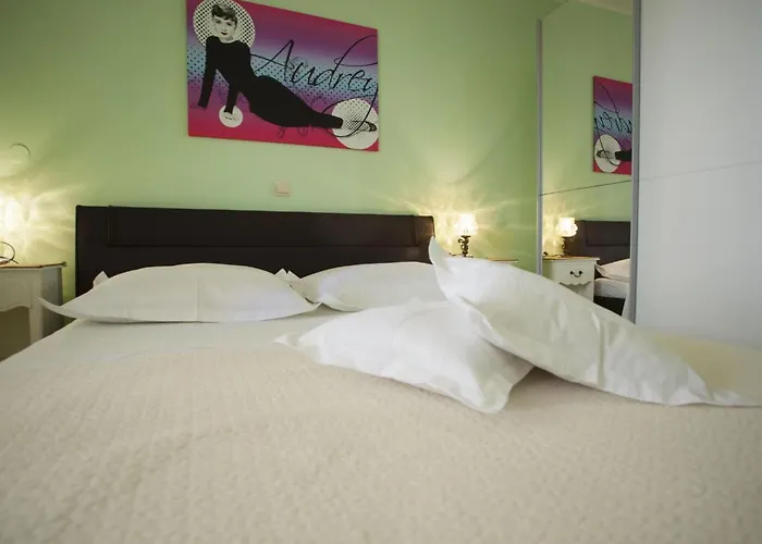 Apartment Komfortable Mit Terrasse In Bidol By Interhome Makarska